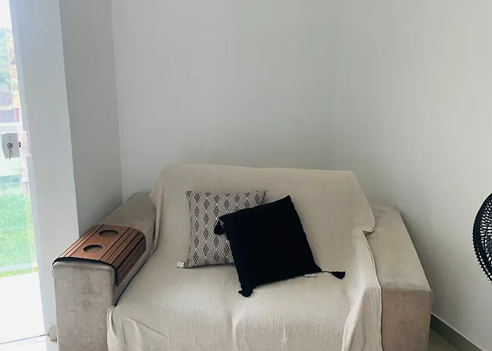 Apartamento Amplo E Confortavel Em Macae